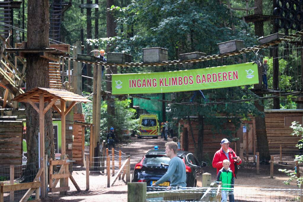 Traumahelikopter landt voor incident in klimbos