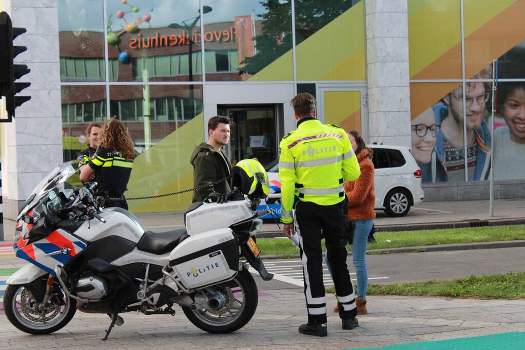 Voetganger gewond na aanrijding