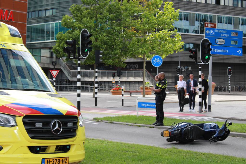 Voetganger gewond na aanrijding