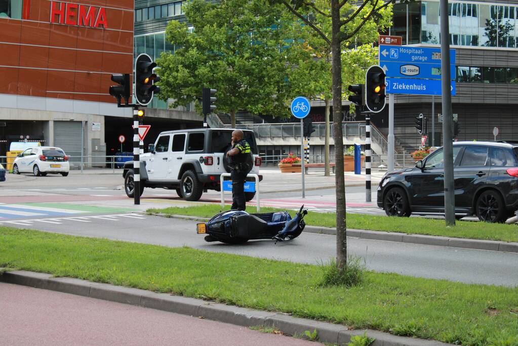 Voetganger gewond na aanrijding