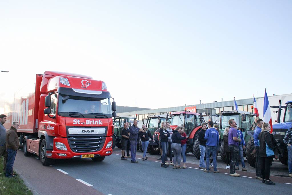 Boeren blokkeren distributiecentrum Boni