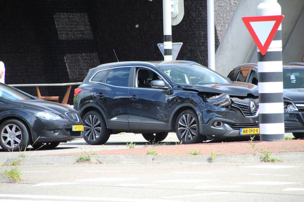 Drie auto's betrokken bij verkeersongeval