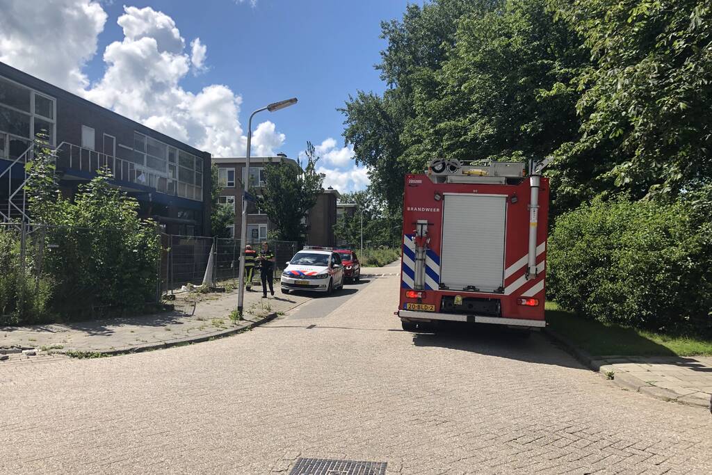 Brand in voormalig autoschadeherstelbedrijf