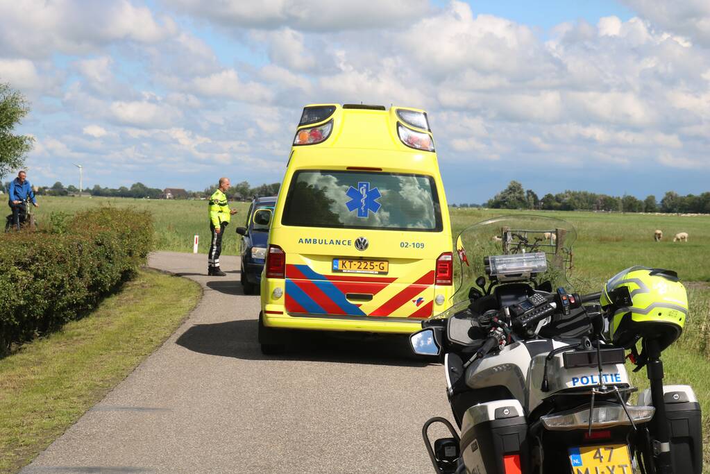 Fietser gewond na aanrijding met auto