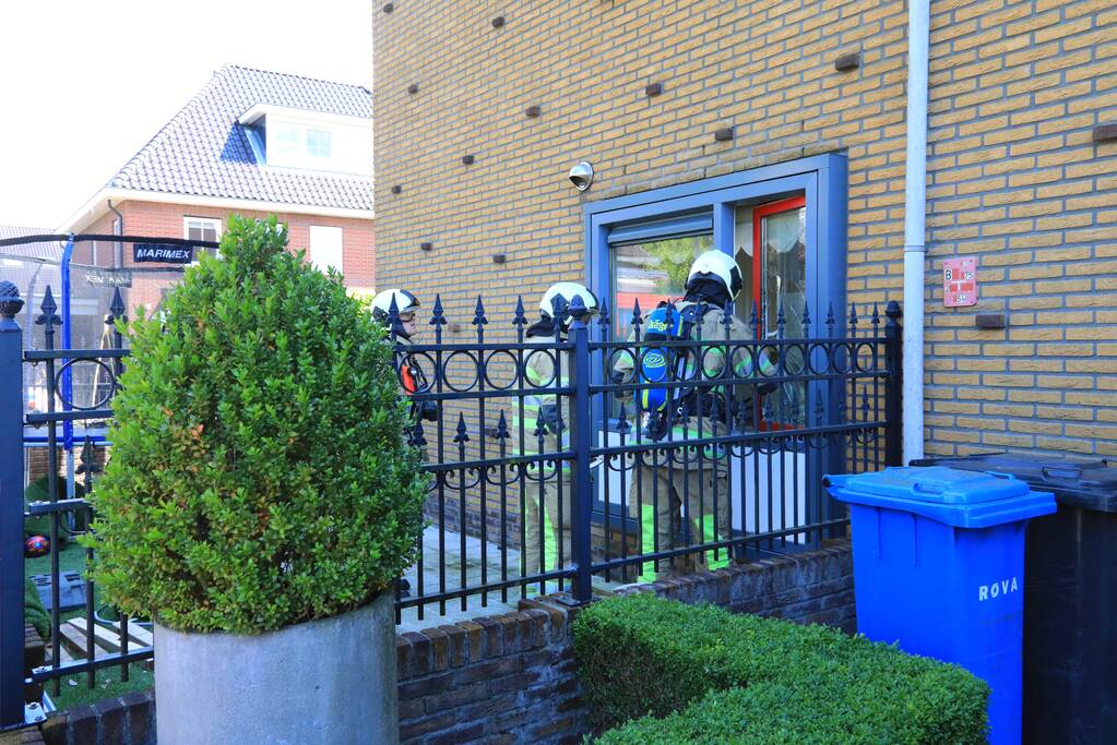 Veel bekijks bij brand in woning