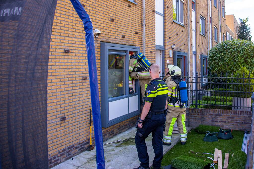 Veel bekijks bij brand in woning