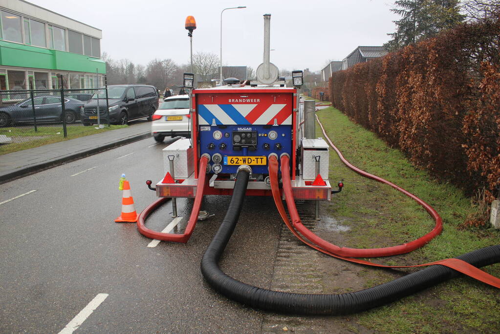 Enorme schade na brand in bedrijfspand