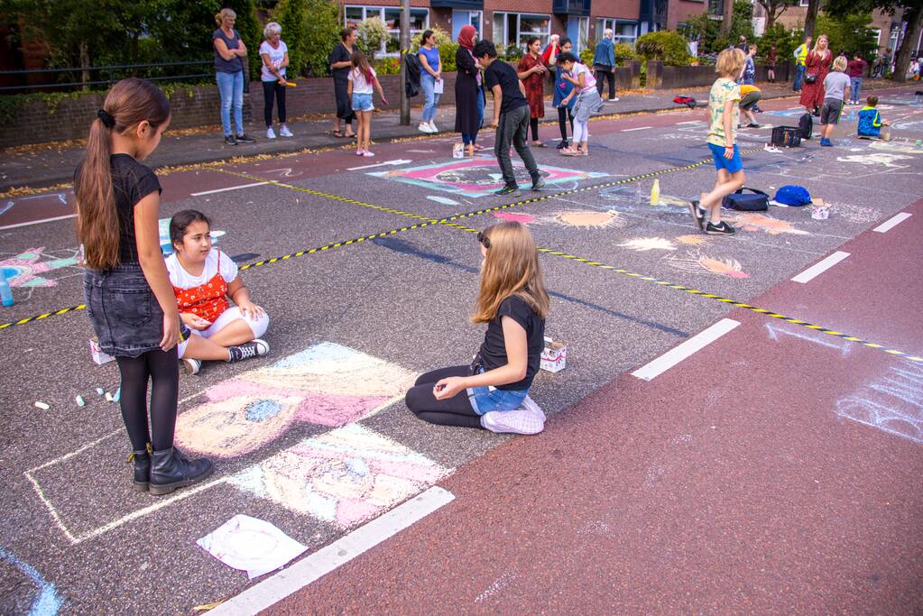 Geen bekeuring, maar bekleuring in het Soesterkwartier