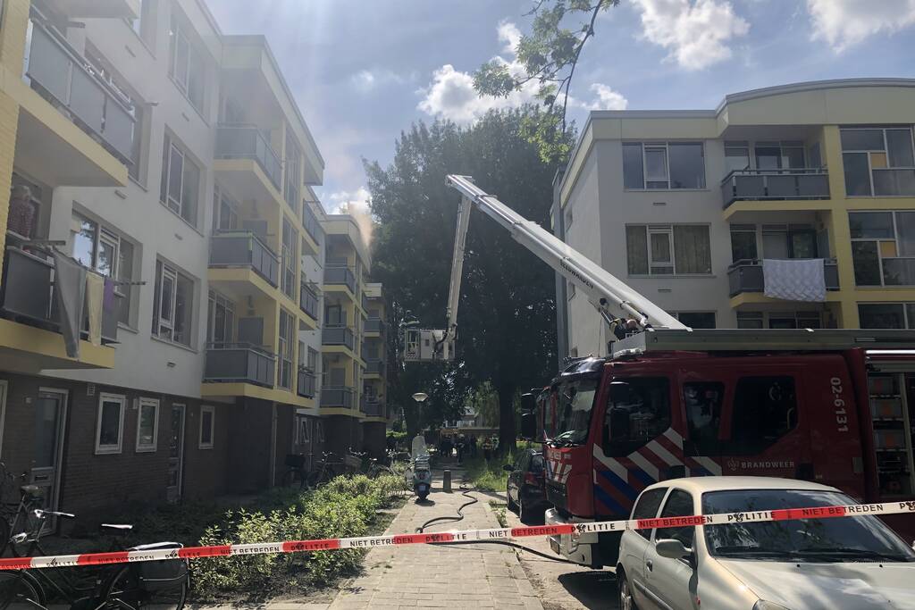Veel rook bij brand in appartement
