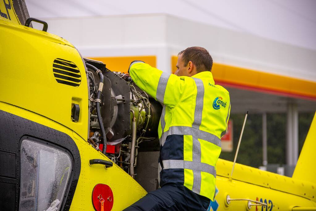 Traumahelikopter strandt naast A1