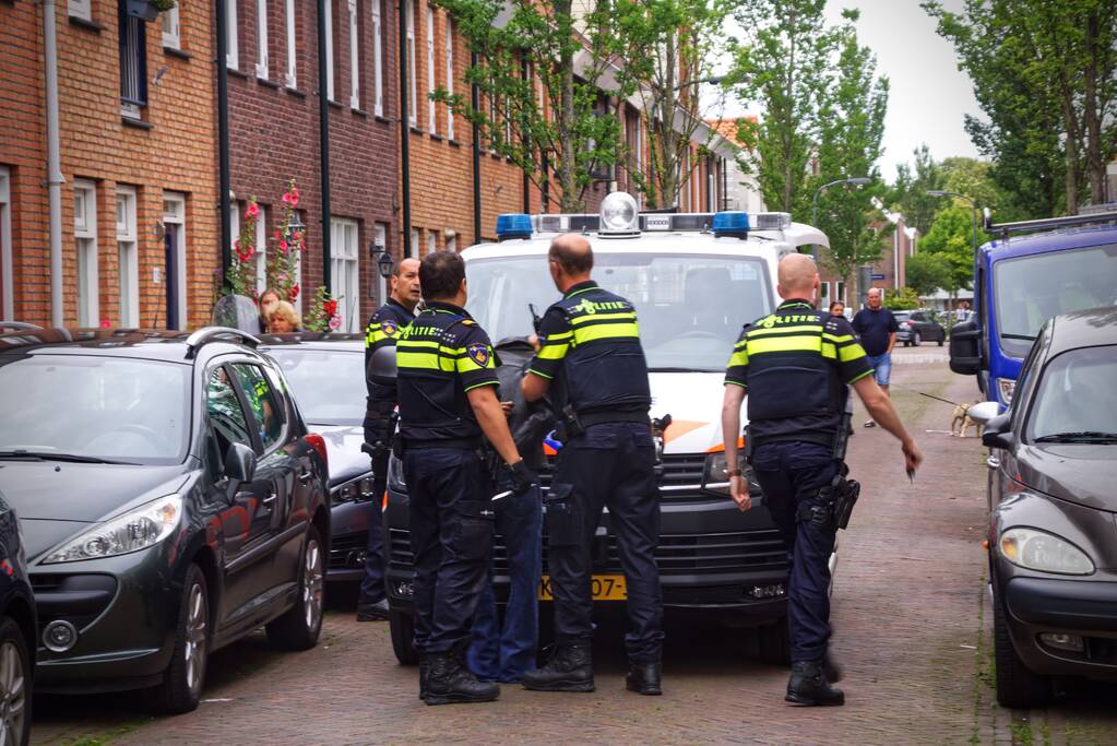 Persoon overleden bij woningbrand; verdachte aangehouden