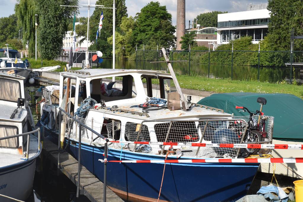 Explosie op plezierjacht zorgt voor meerdere gewonden