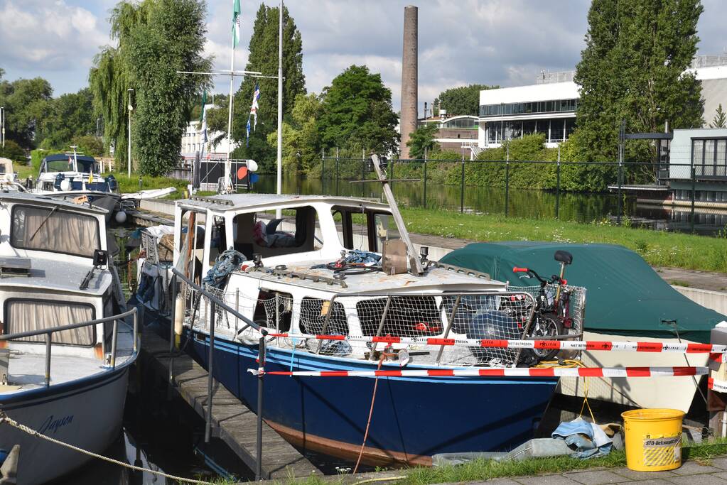 Explosie op plezierjacht zorgt voor meerdere gewonden
