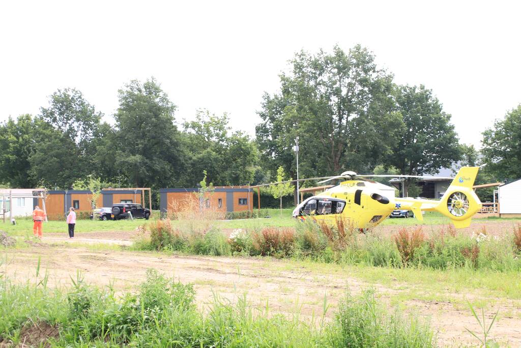 Traumahelikopter landt voor incident op Camping
