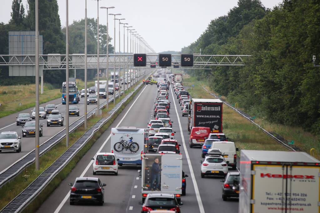 Lange files na ongeval op A1