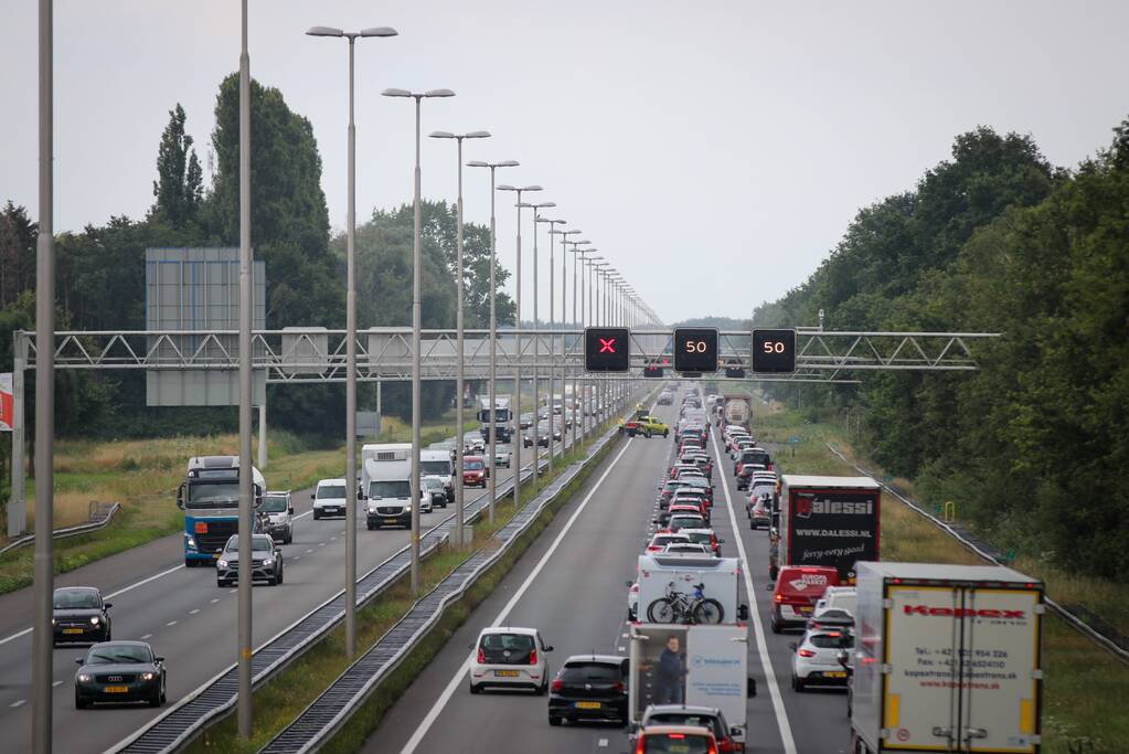 Lange files na ongeval op A1