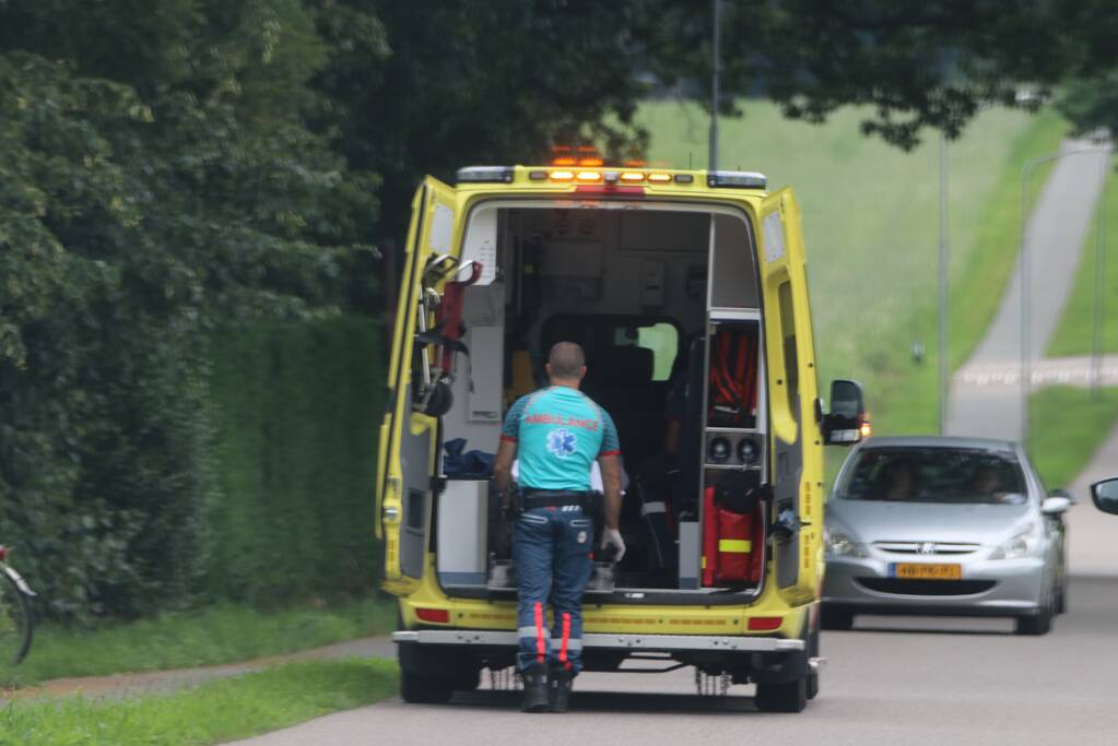 Man op fiets gewond na val tijdens afdaling