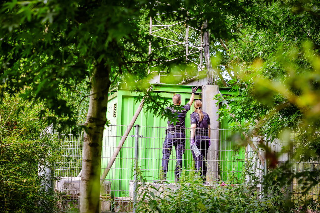 Onderzoek naar brand bij zendmast