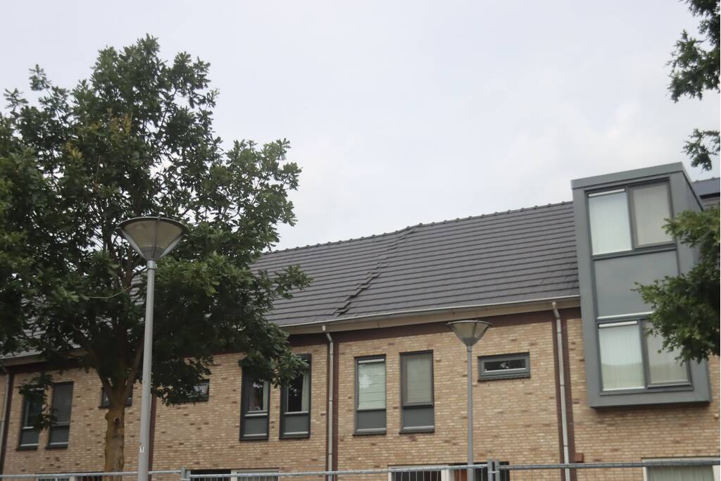 Zeven woningen ontruimd na verzakking