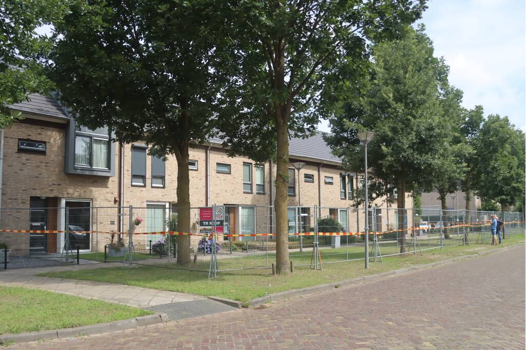 Zeven woningen ontruimd na verzakking