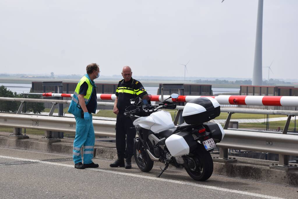Gewonde bij ongeval met motor op Philipsdam
