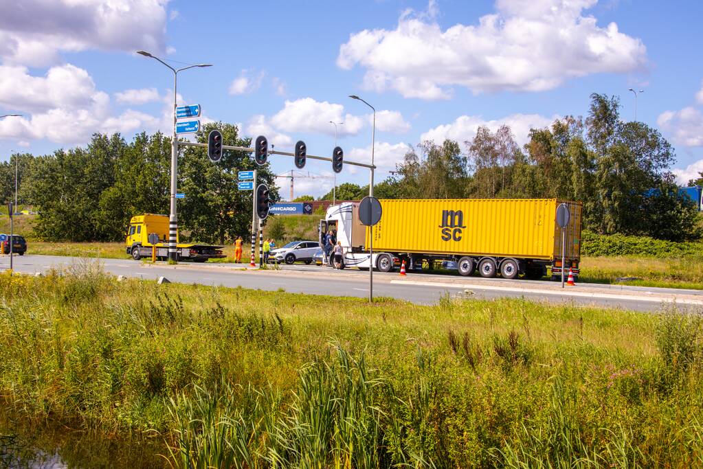 Meerdere voertuigen betrokken bij verkeersongeval