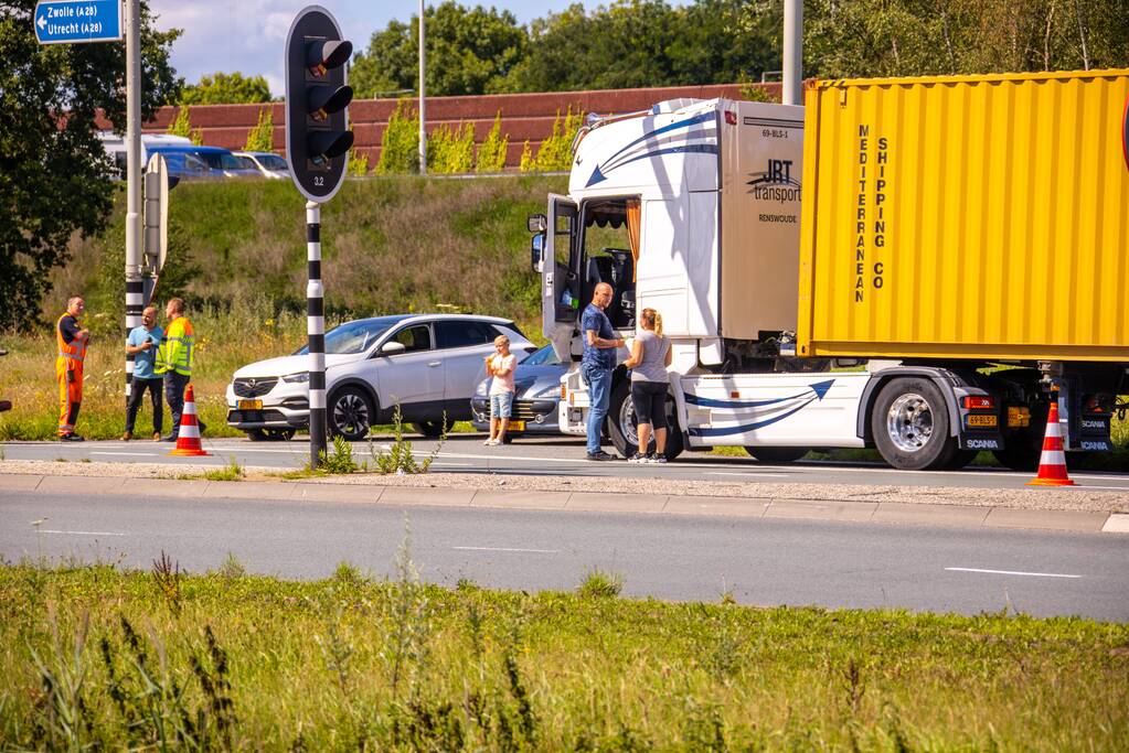 Meerdere voertuigen betrokken bij verkeersongeval