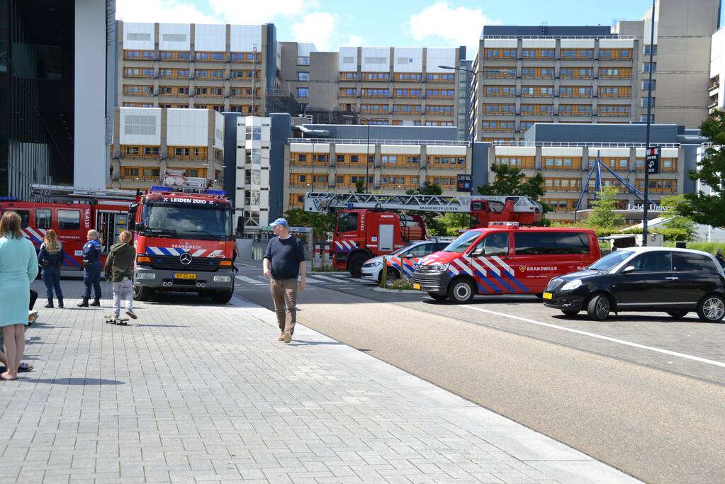 Brand in meterkast van kantoorpand Level