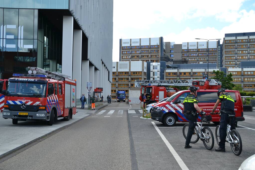 Brand in meterkast van kantoorpand Level