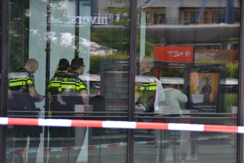 Brand in meterkast van kantoorpand Level