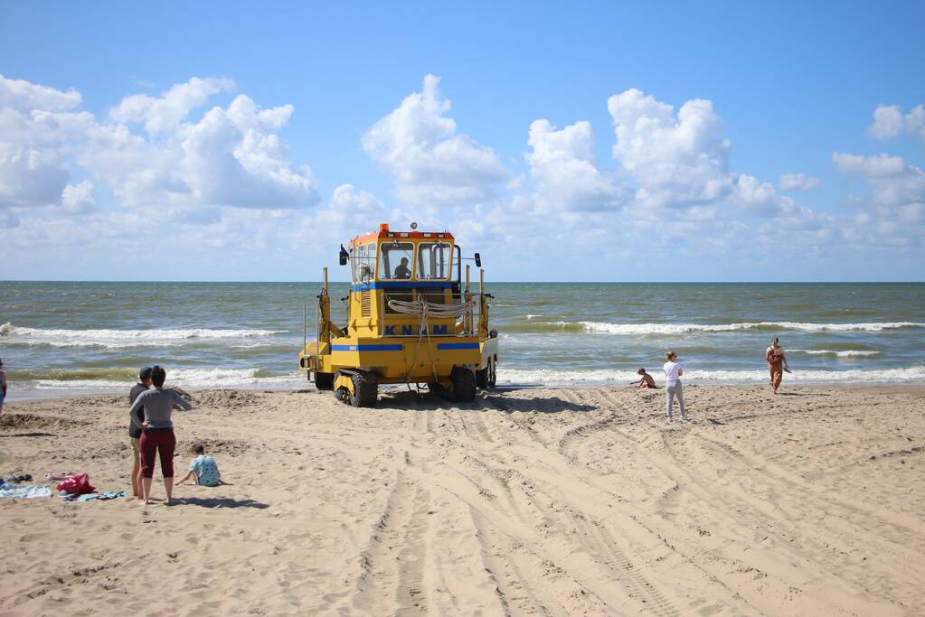 Hulpdiensten zoeken naar drenkeling
