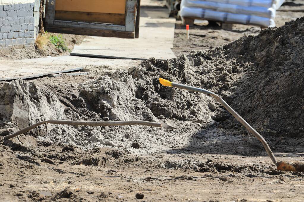 Gasleiding geraakt in opengebroken straat