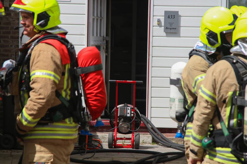 Uitslaande brand in tussenwoning