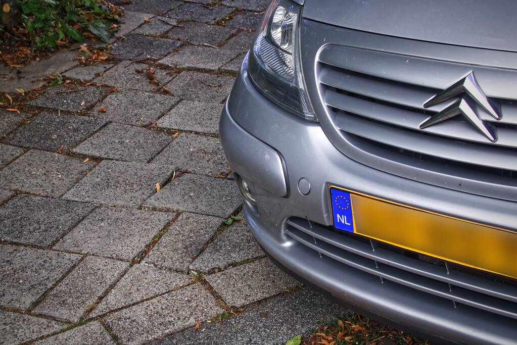 Fietsster gewond na verkeersongeval met auto