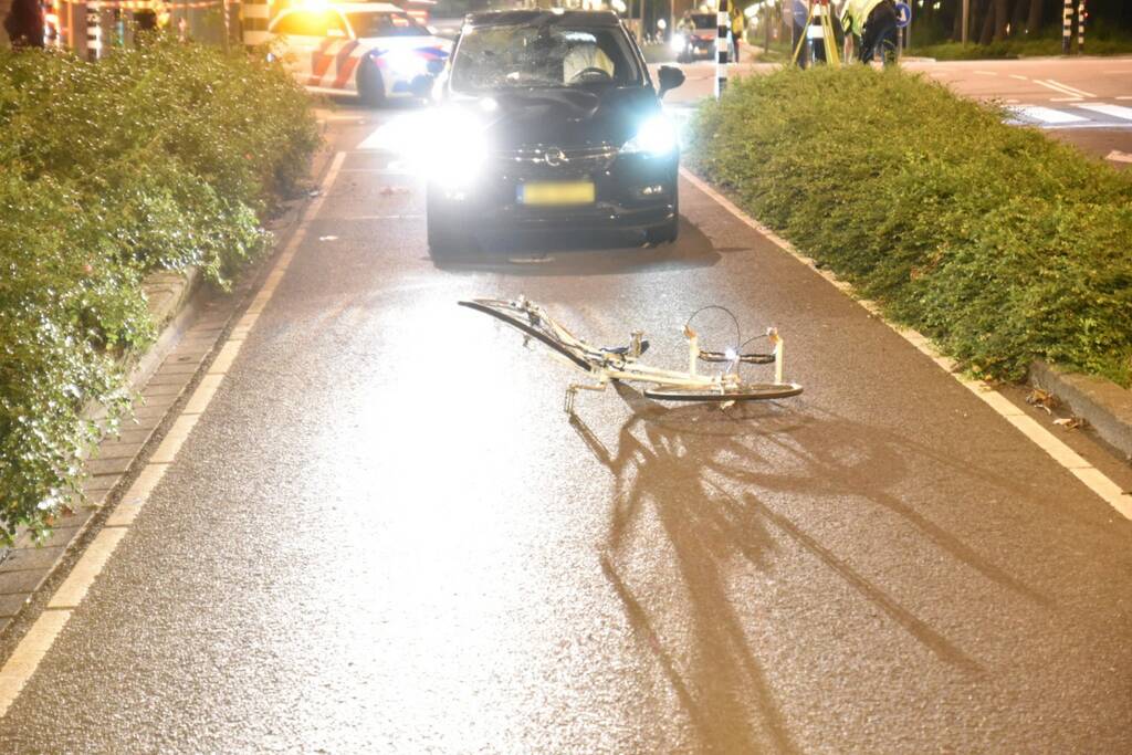 Wielrenner gewond na aanrijding met auto