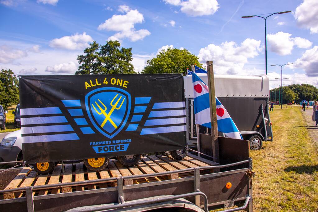 Boeren moeten tractoren thuis laten bij demonstratie RIVM