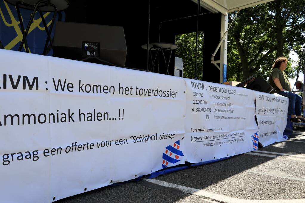 Boeren moeten tractoren thuis laten bij demonstratie RIVM