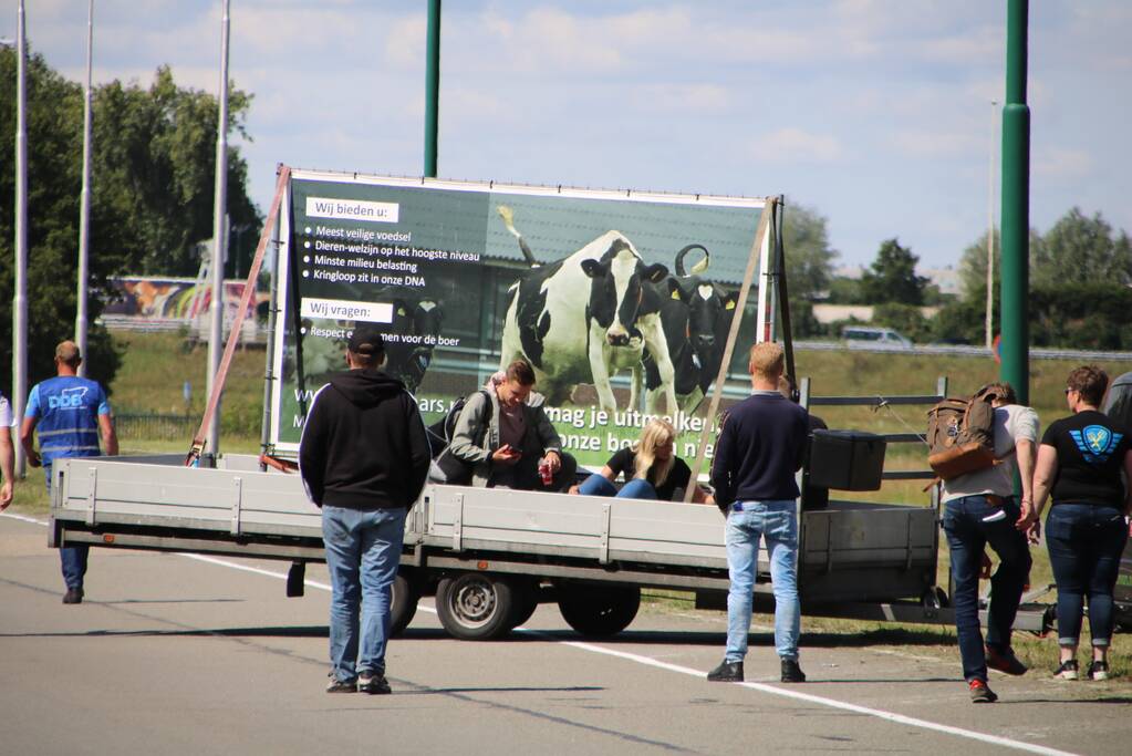 Boeren moeten tractoren thuis laten bij demonstratie RIVM