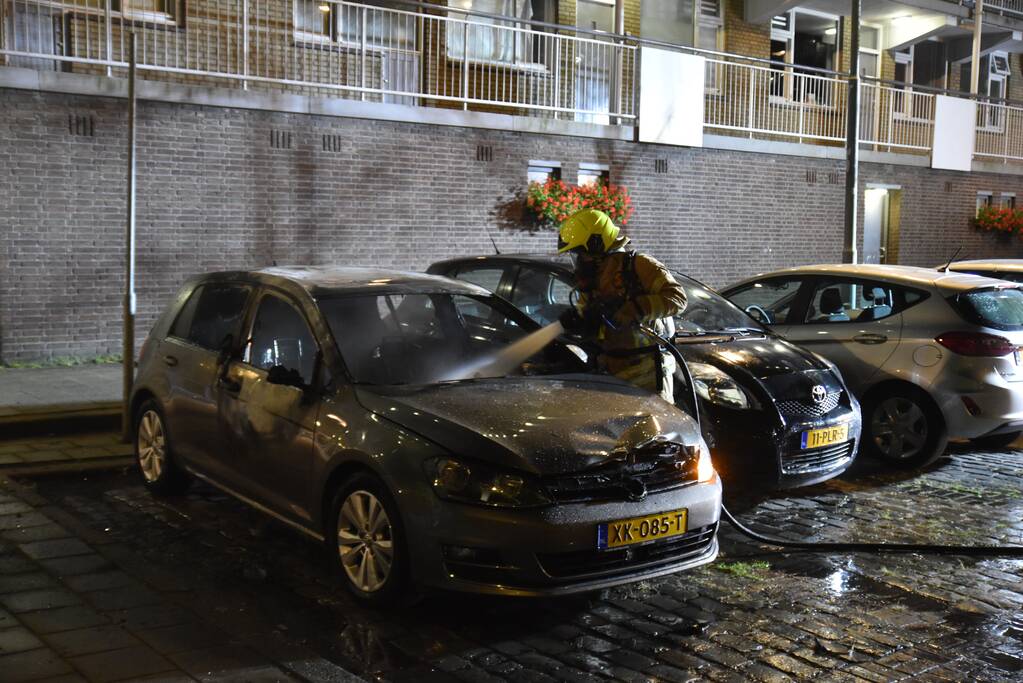 Auto verwoest door brand