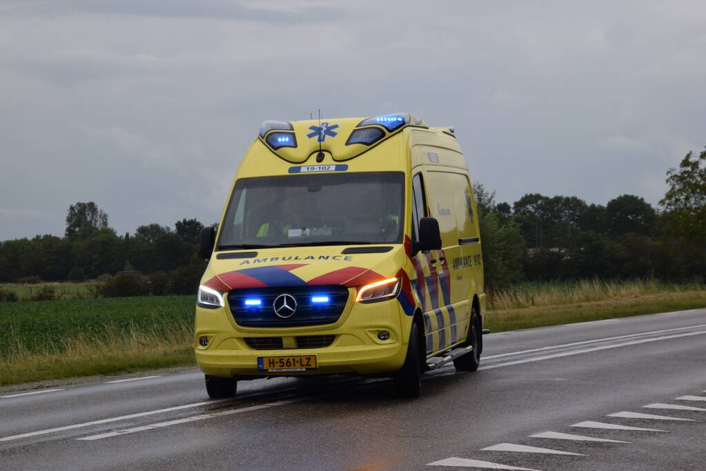 Aanrijding tussen scooter en personenauto