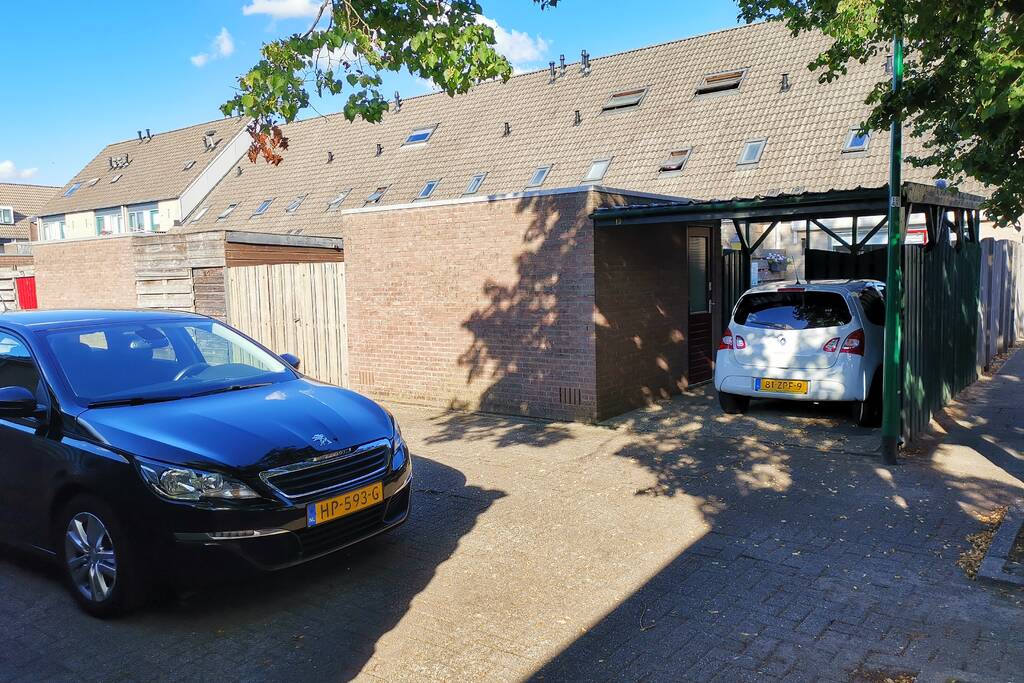 Politie doet onderzoek naar woningoverval