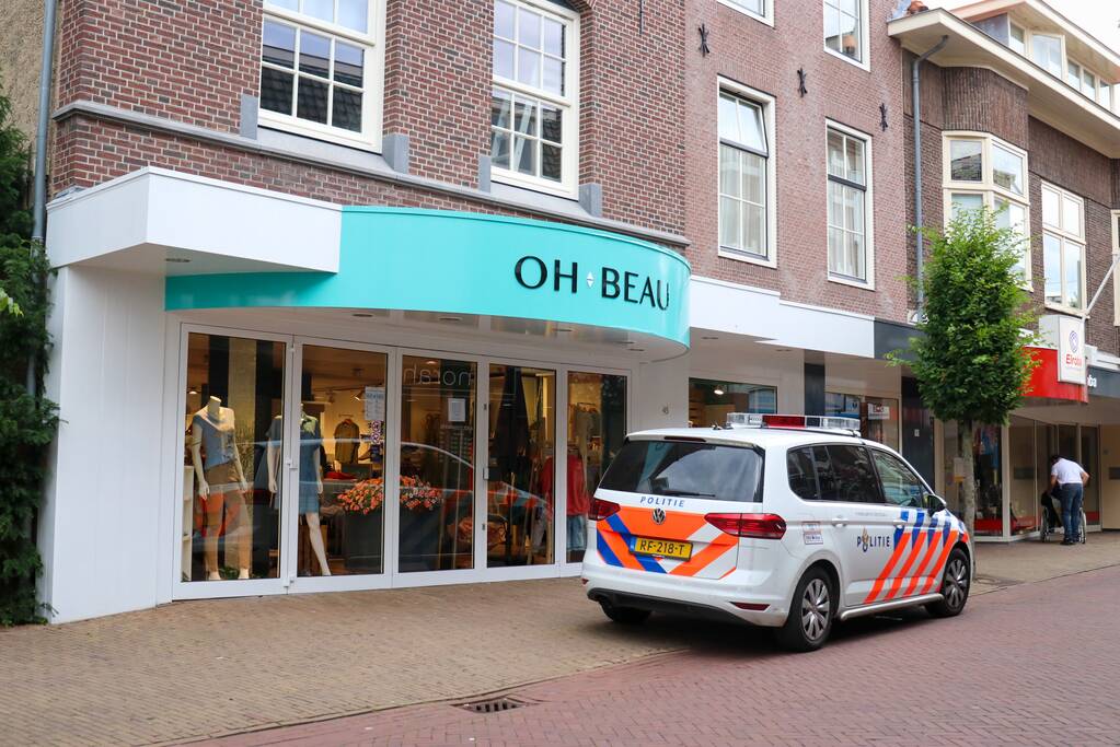 Winkeldief op omafiets gezocht