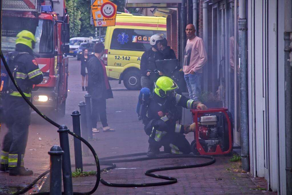 Brand bij Toko Manado