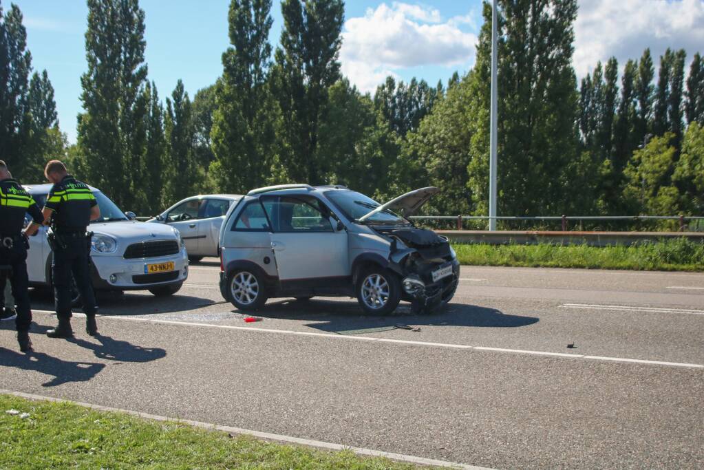Veel schade bij kop-staartbotsing