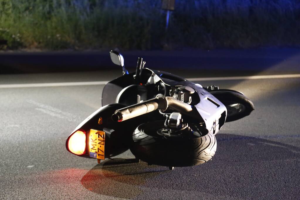 Motorrijder op de vlucht na eenzijdig ongeval