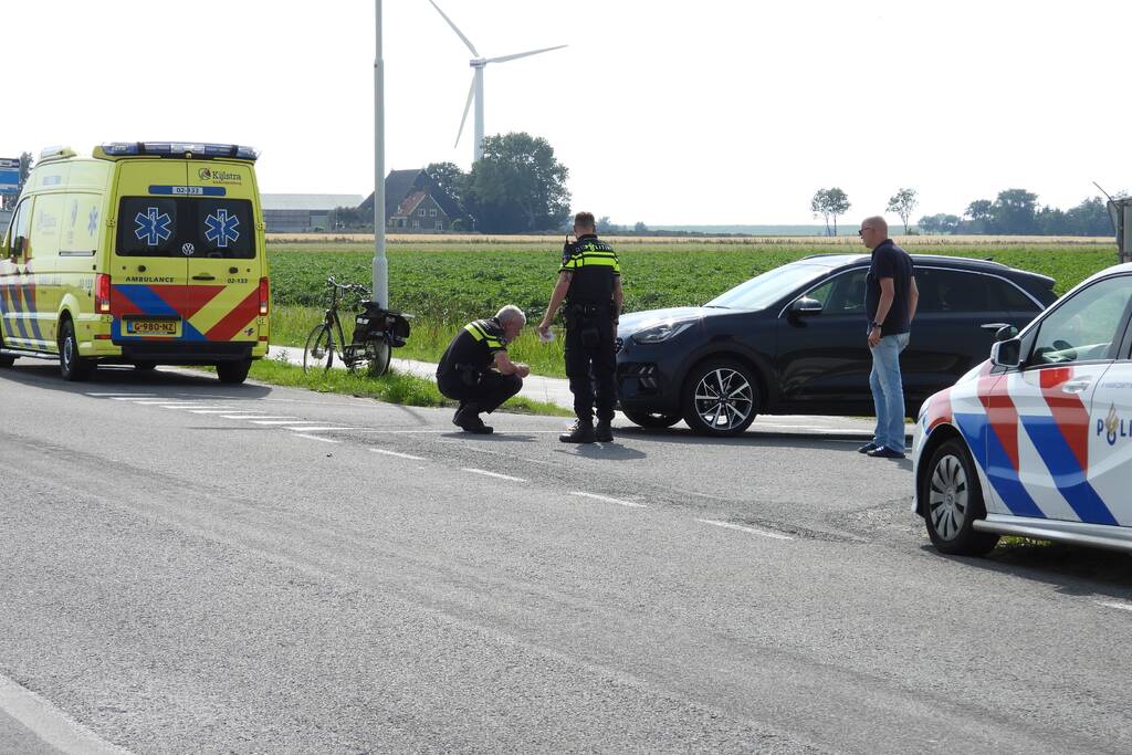 Fietser gewond na botsing met auto