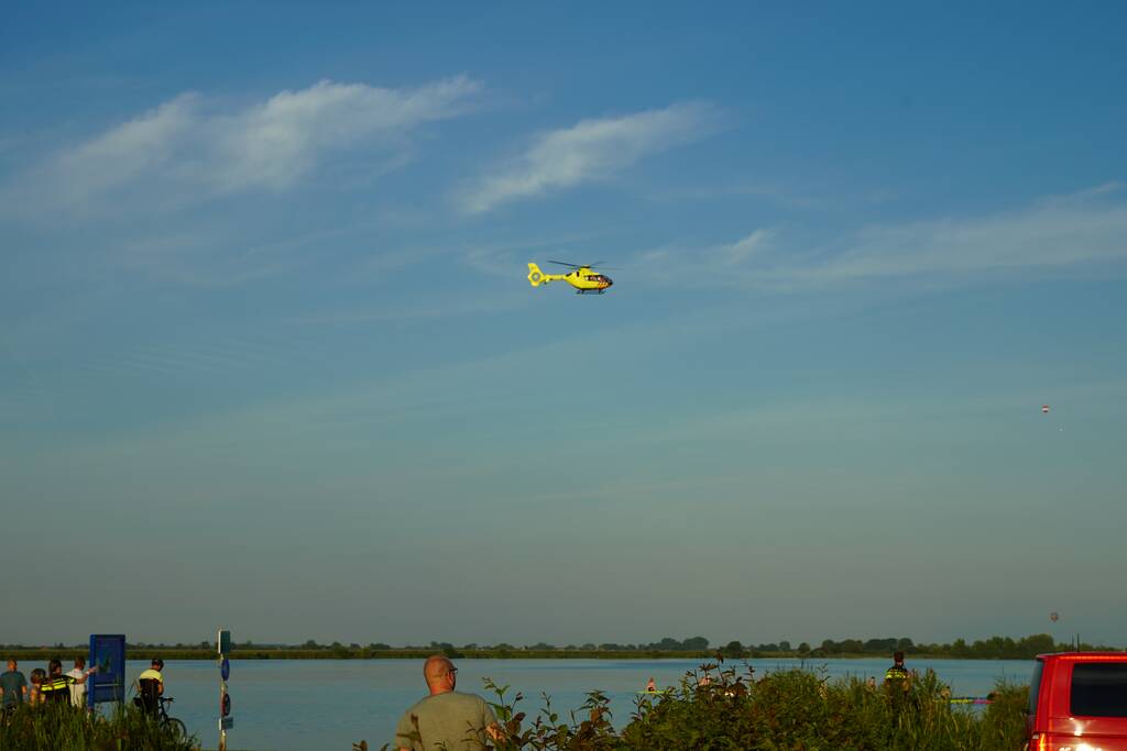 Hulpdiensten groots ingezet bij vermiste zwemmer