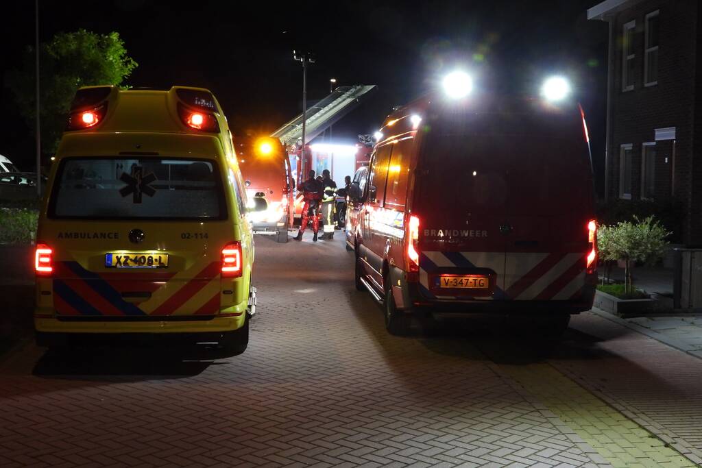 Auto met vluchtende inbrekers belandt in sloot