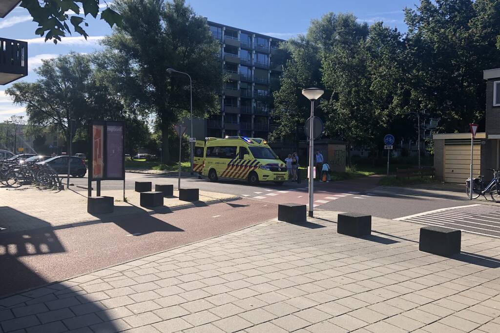 Fietser aangereden tijdens oversteken