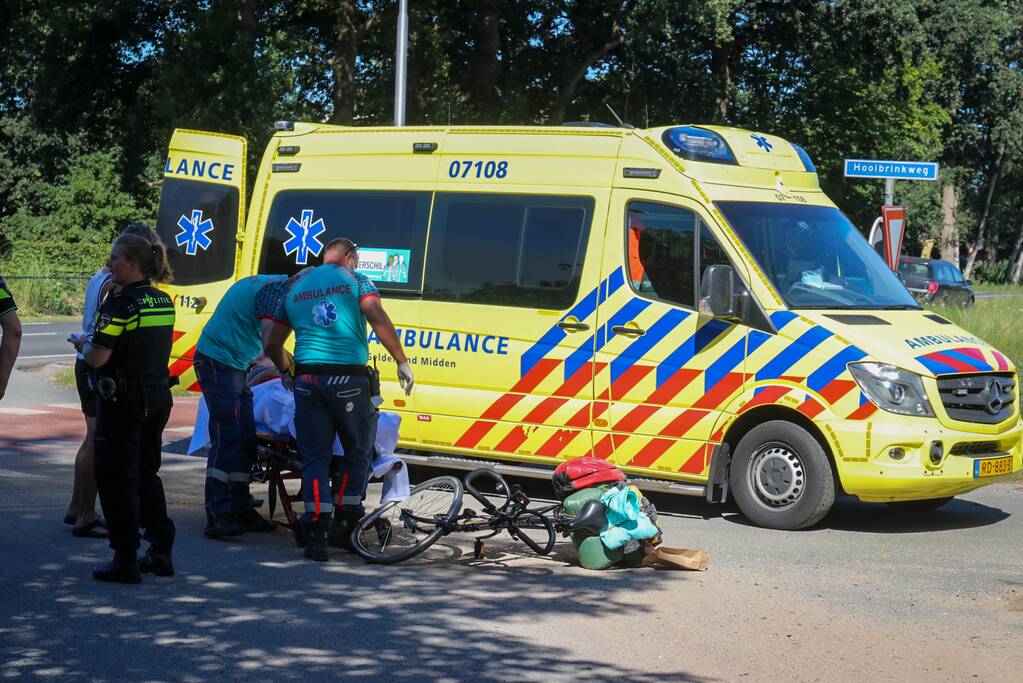 Fietser gewond bij aanrijding met auto